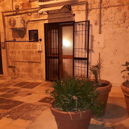 Filioli Apartment 2 Bari Bagian luar foto