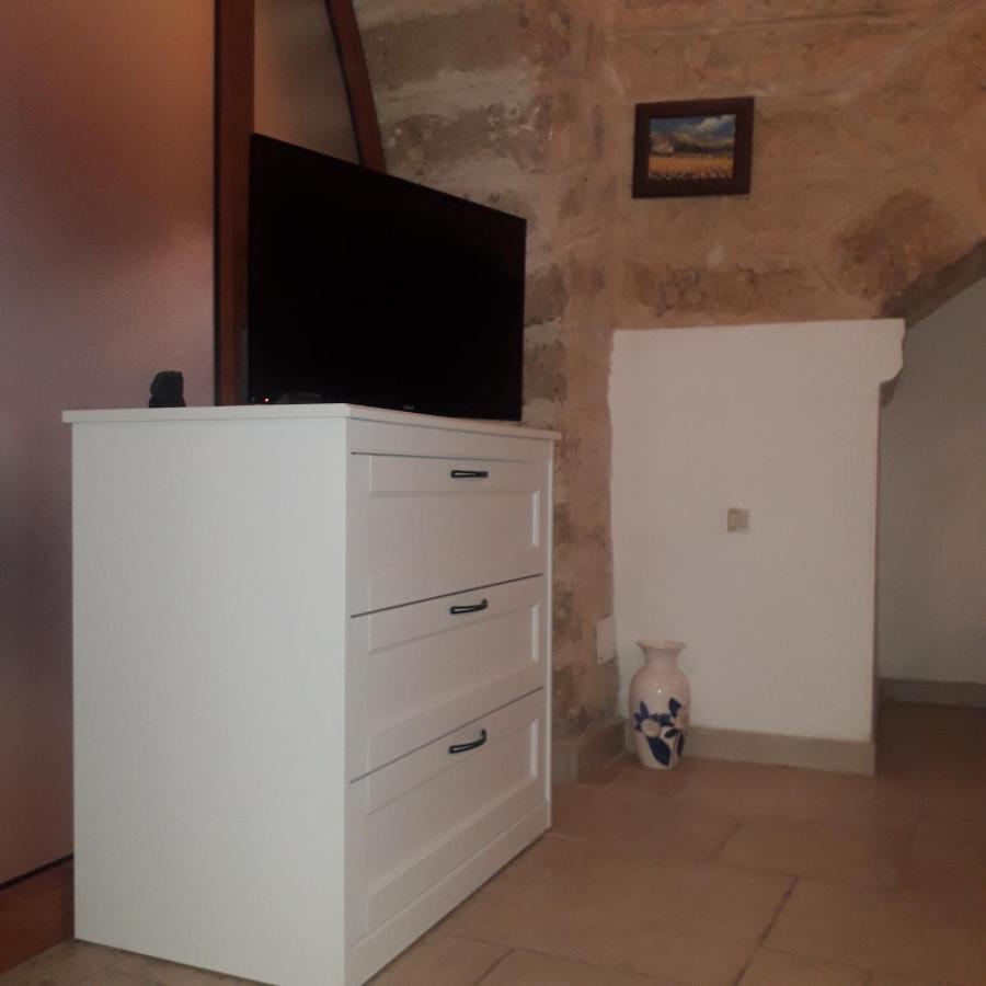 Filioli Apartment 2 Bari Bagian luar foto