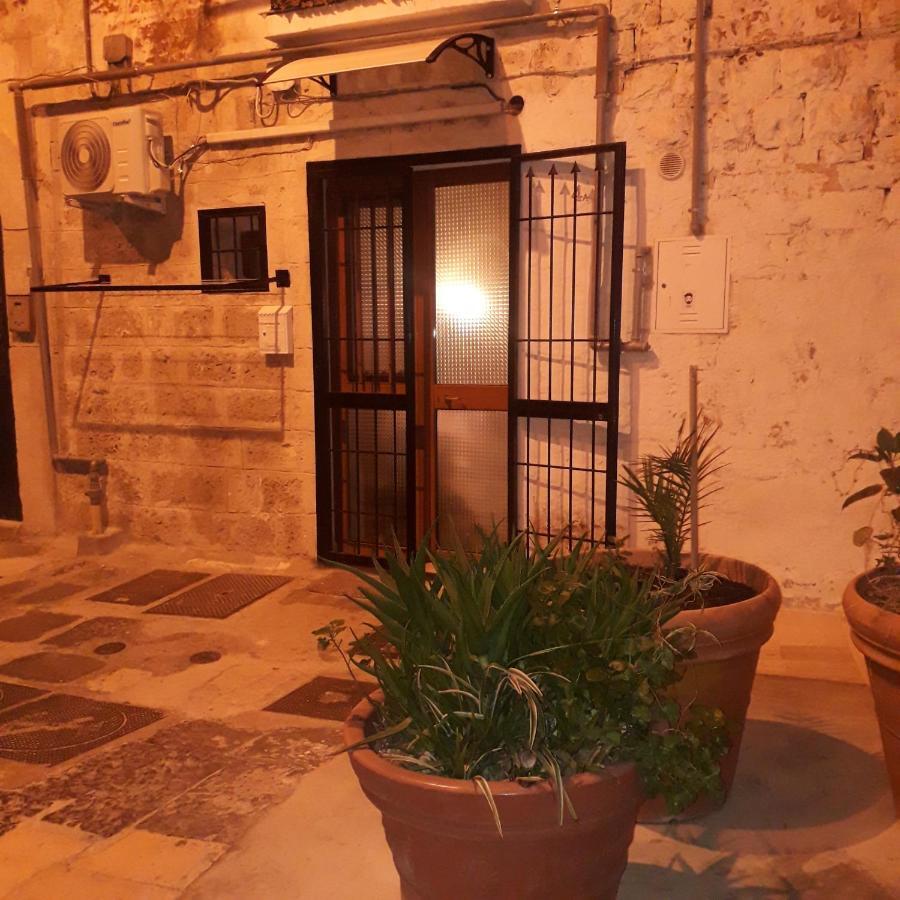 Filioli Apartment 2 Bari Bagian luar foto